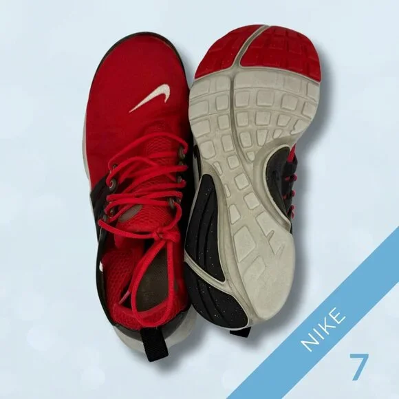 Nike Boy's Size 7 Red & Black Running Shoes | Nike Free Run 2 - Picture 4 of 4